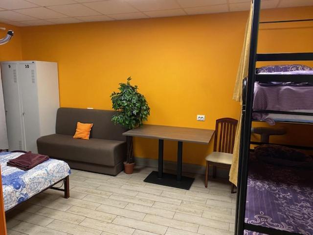 Hostel Meridian เคียฟ ภายนอก รูปภาพ